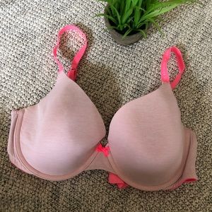 VICTORIAS SECRET BRA